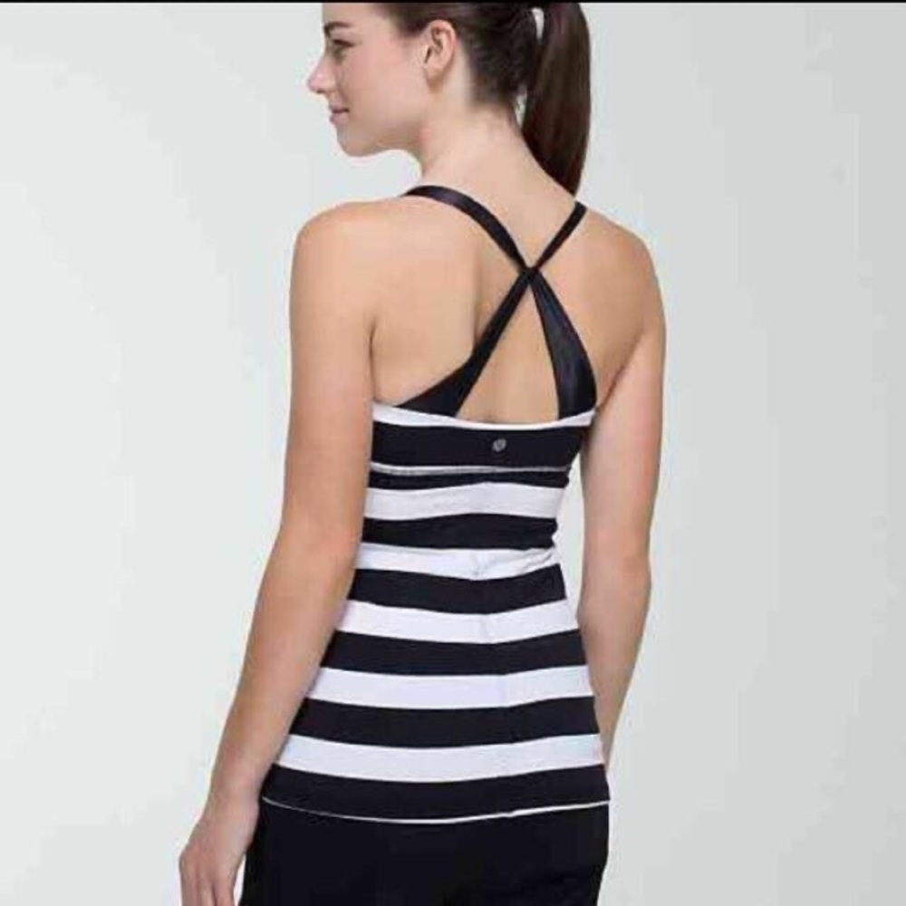 🍋 Lululemon tank top black white stripe
